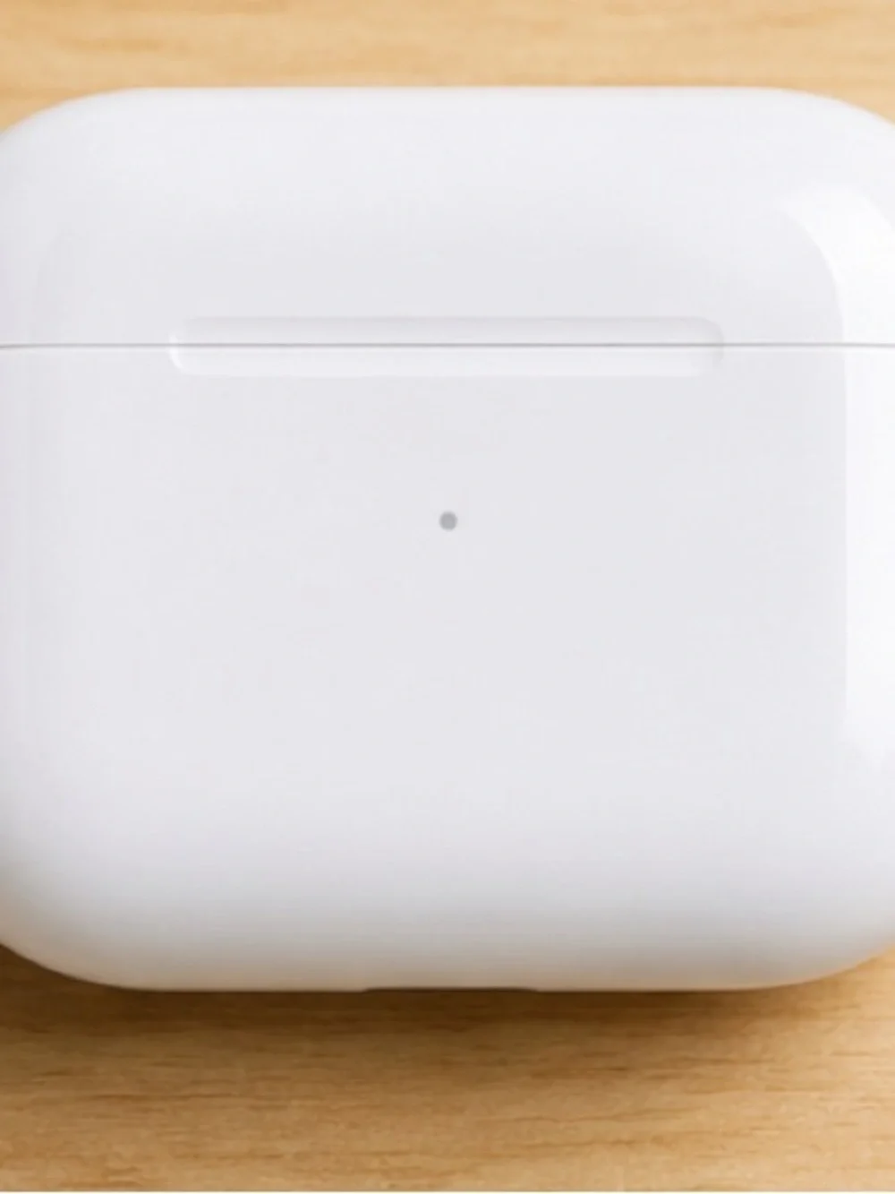 Apple White Wireless Earbud Headphones